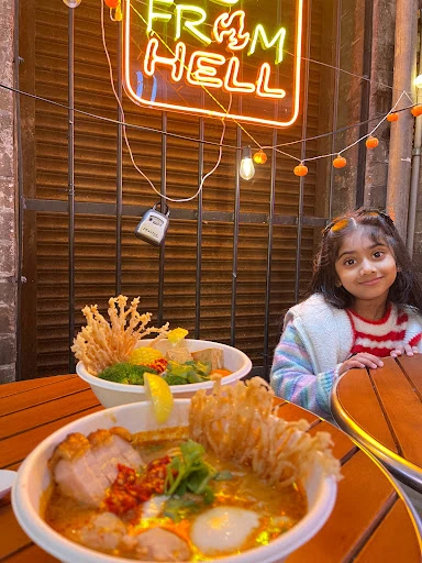 Tom yum from hell photo 2